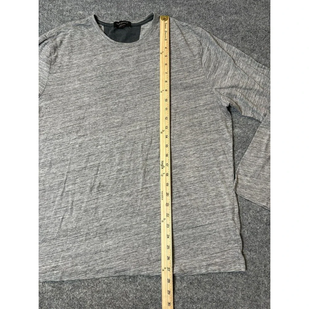 Banana Republic Shirt Mens XL Gray Moisture Wicking Long Sleeve Jersey Tee
